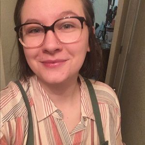 Meet your Posher, Megan